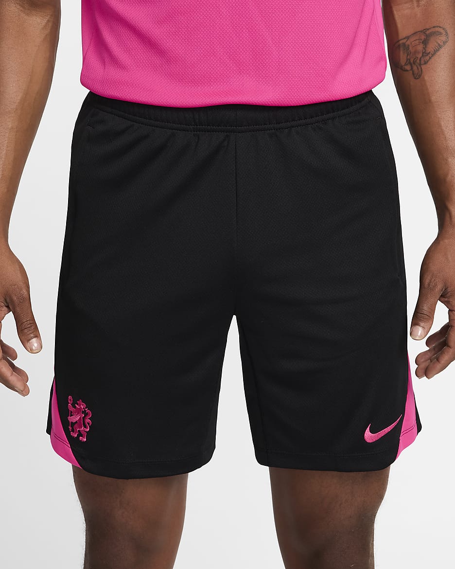 Short de foot en maille Nike Dri-FIT Chelsea FC Strike Third pour homme - Noir/Pink Prime/Pink Prime