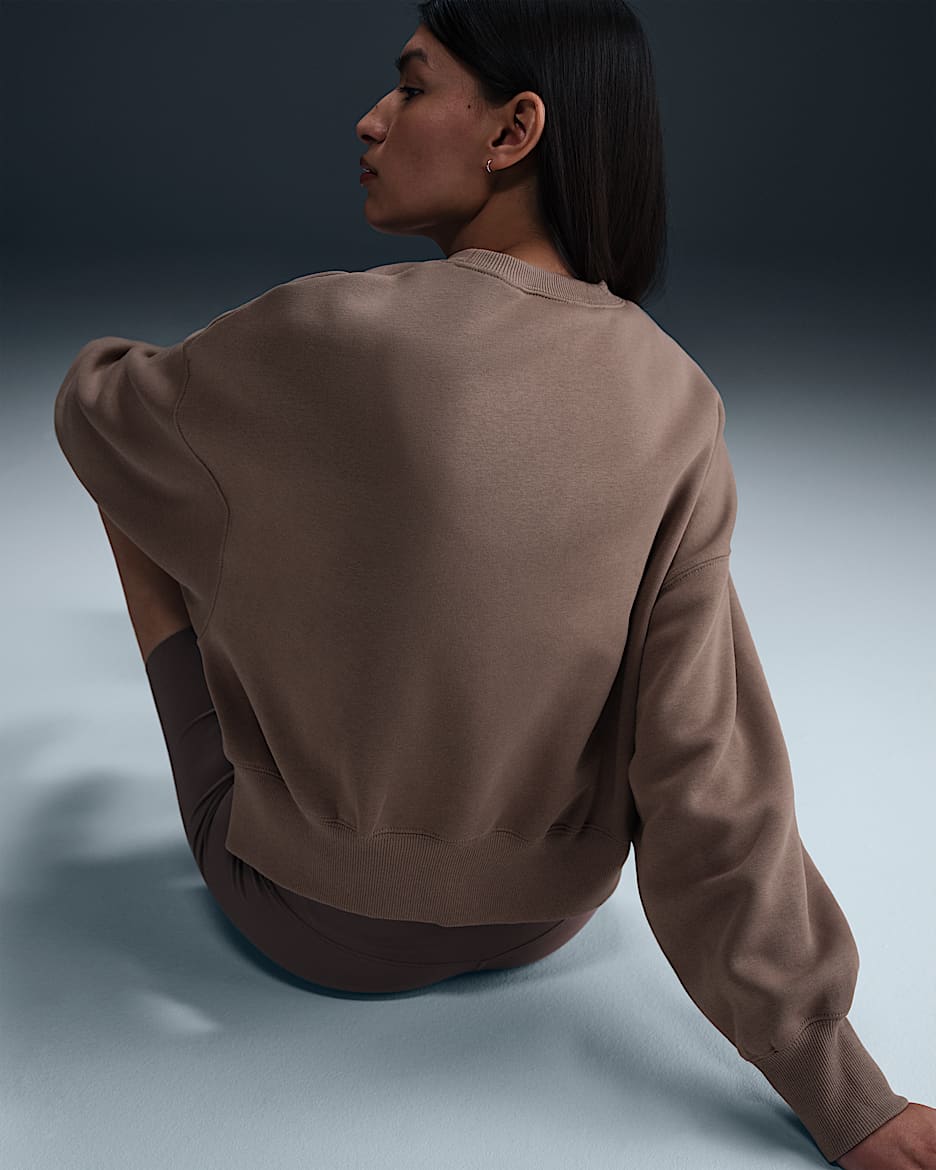 Nike Sportswear Phoenix Fleece Women's Over-Oversized Crew-Neck Sweatshirt
