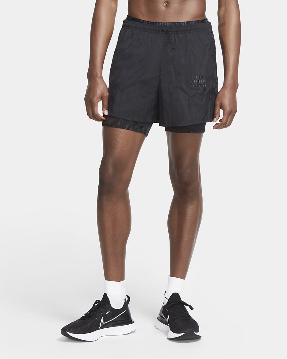 Shorts da running 3-in-1 Nike Run Division - Uomo - Nero/Nero