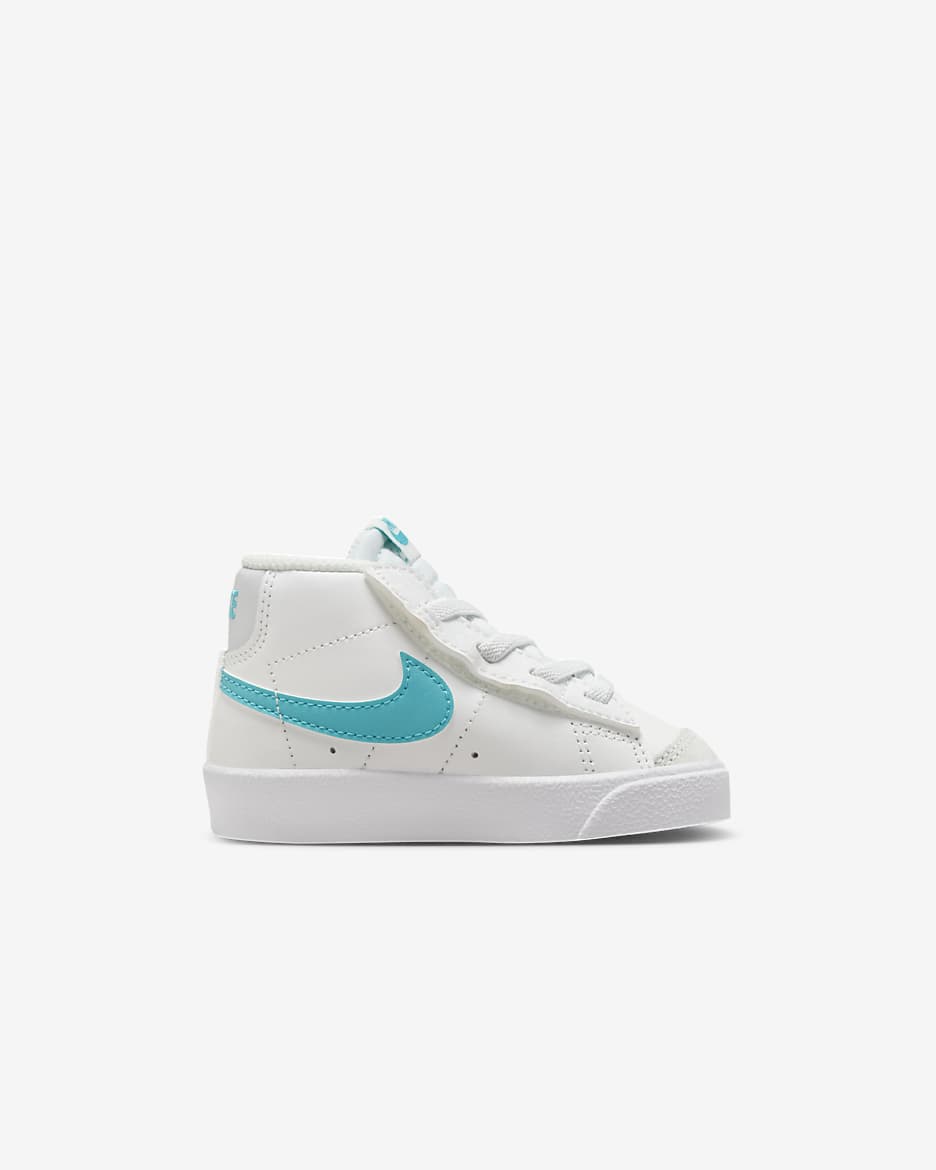 Tenis para bebé e infantil Nike Blazer Mid '77 - Blanco cumbre/Blanco/Polvo fotón/Cactus empolvado