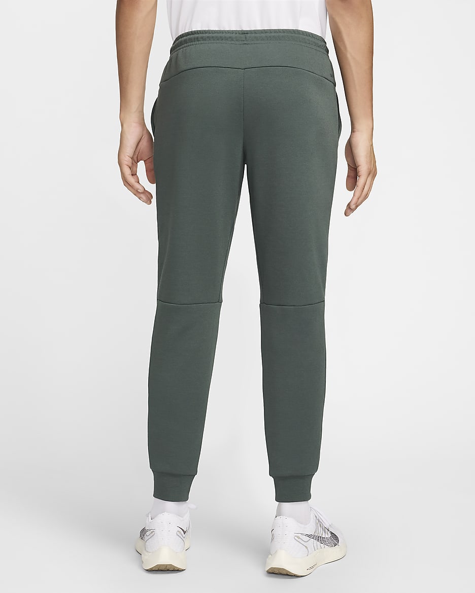 Joggers versátiles con protección UV Dri-FIT para hombre Nike Primary - Verde vintage/Verde vintage