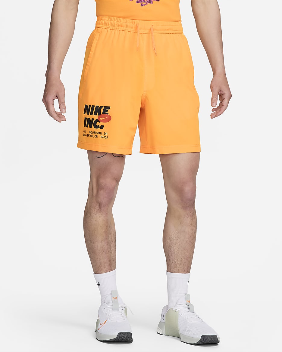 ナイキ フォーム メンズ Dri-FIT 18cm フィットネスショートパンツ - サンダイアル/ブラック/コズミッククレイ