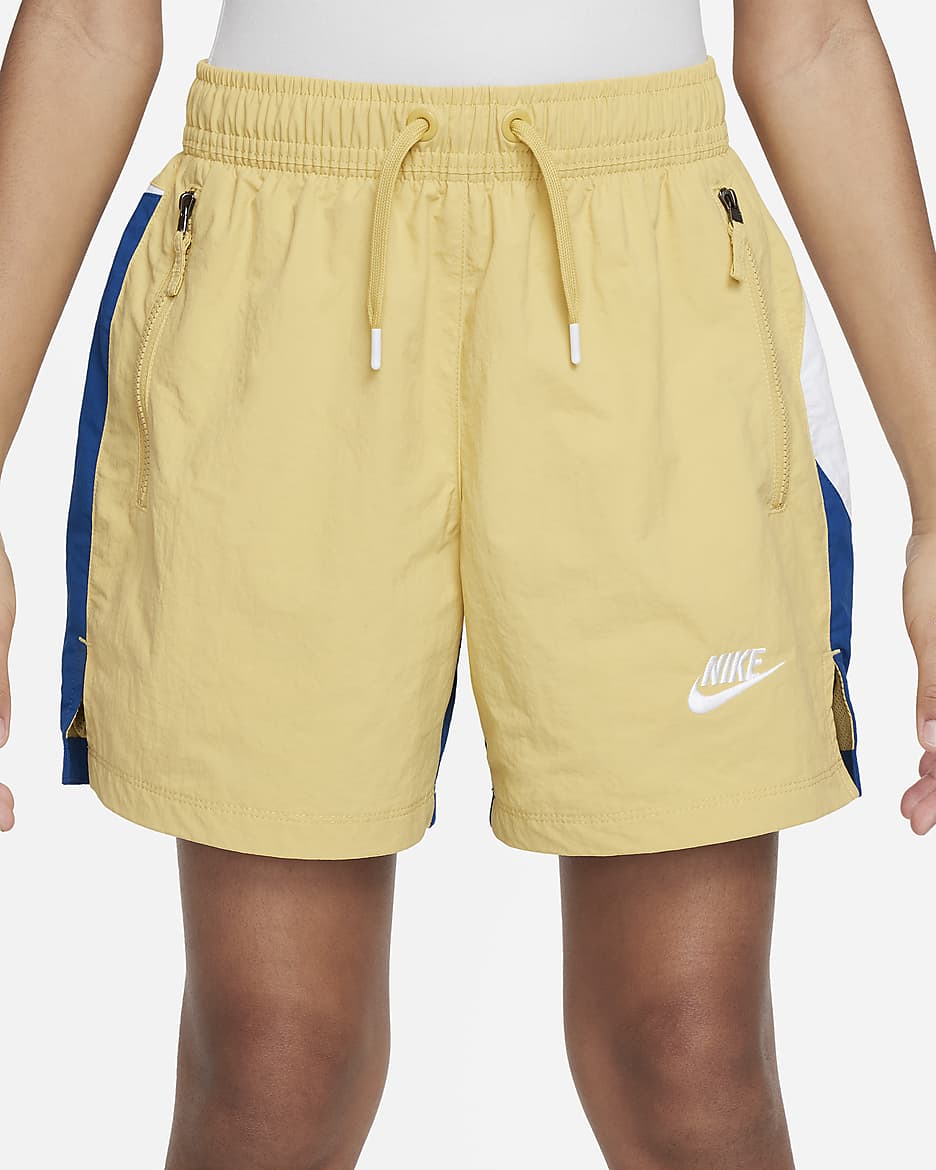 Nike Sportswear Amplify Older Kids' Woven Shorts - Saturn Gold/Court Blue/White