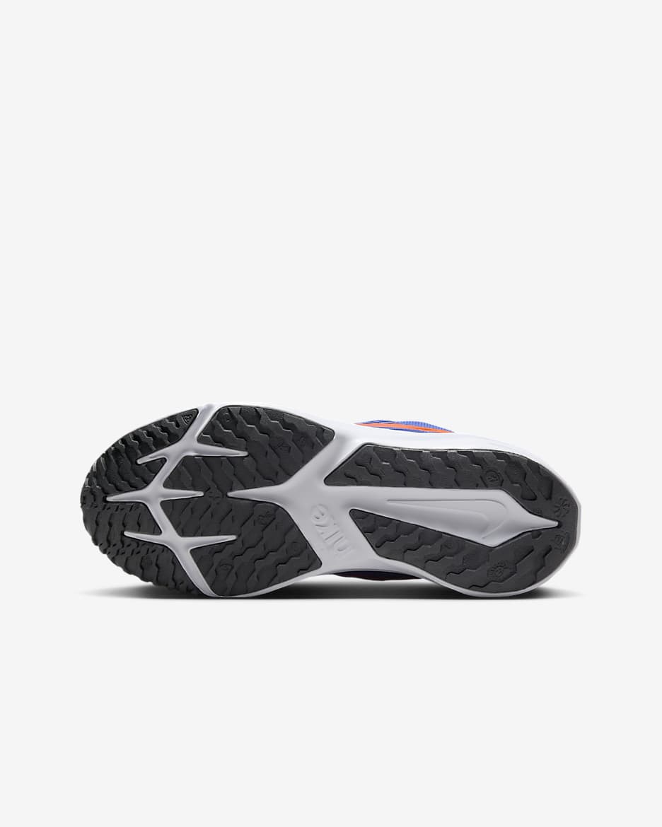 Nike Star Runner 4 løpesko til vei for store barn - Astronomy Blue/Hvit/Total Orange/Team Orange