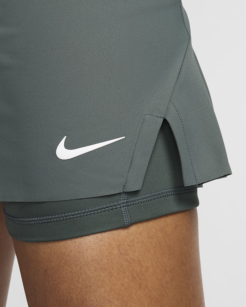 NikeCourt Slam Dri-FIT Tennisrock für Damen - Vintage Green/Vintage Green/Weiß