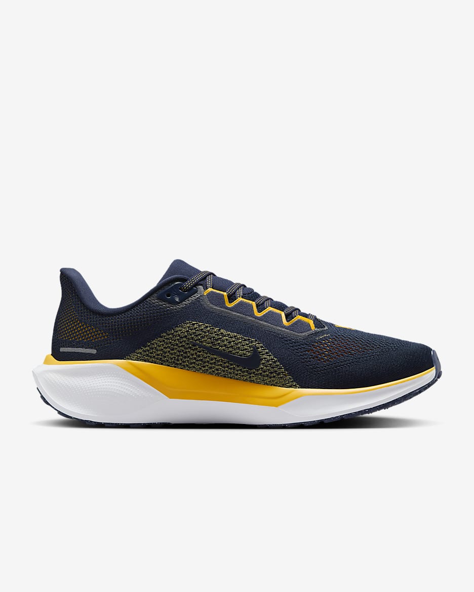 Tenis de correr en pavimento universitarios Nike para hombre West Virginia Pegasus 41 - Azul marino universitario/Blanco/Oro universitario/Blanco