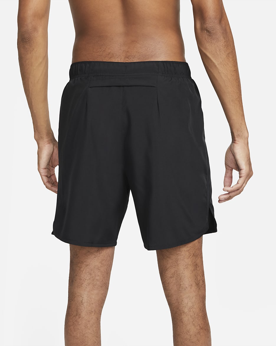 Short de running 2-en-1 18 cm Dri-FIT Nike Challenger pour homme - Noir/Noir/Noir