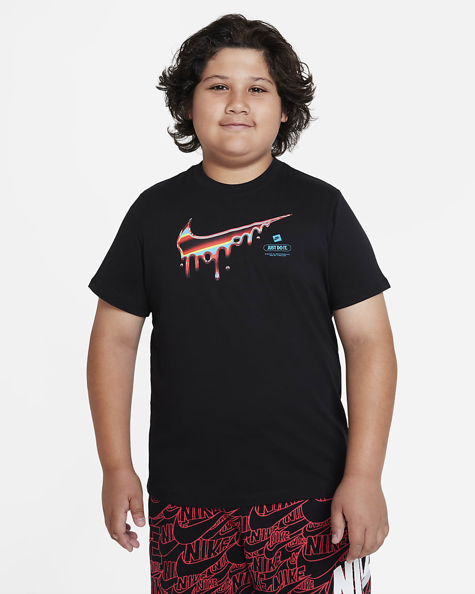 Nike Sportswear Big Kids' (Boys') T-Shirt (Extended Size) - Black