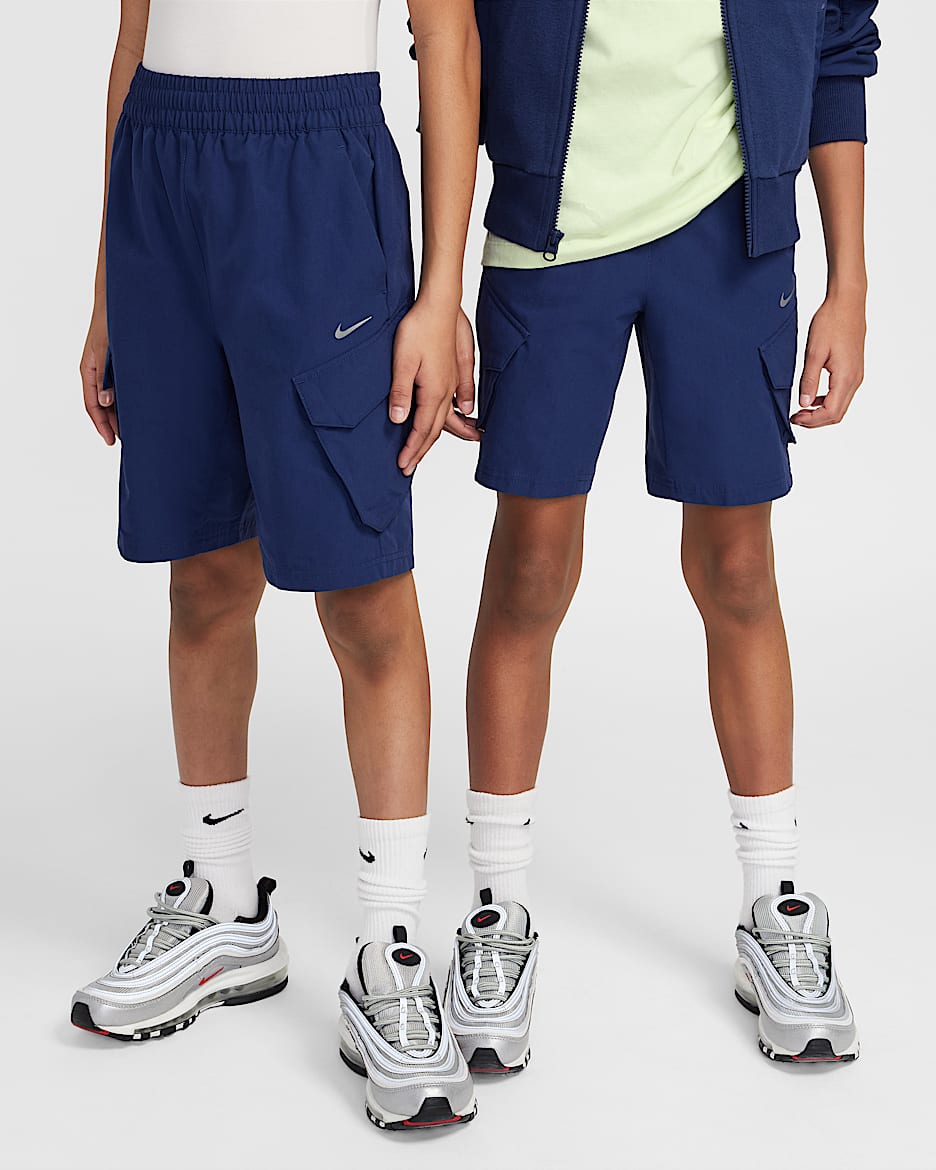 Shorts cargo para niños talla grande Nike Sportswear City Utility - Azul marino medianoche/Negro