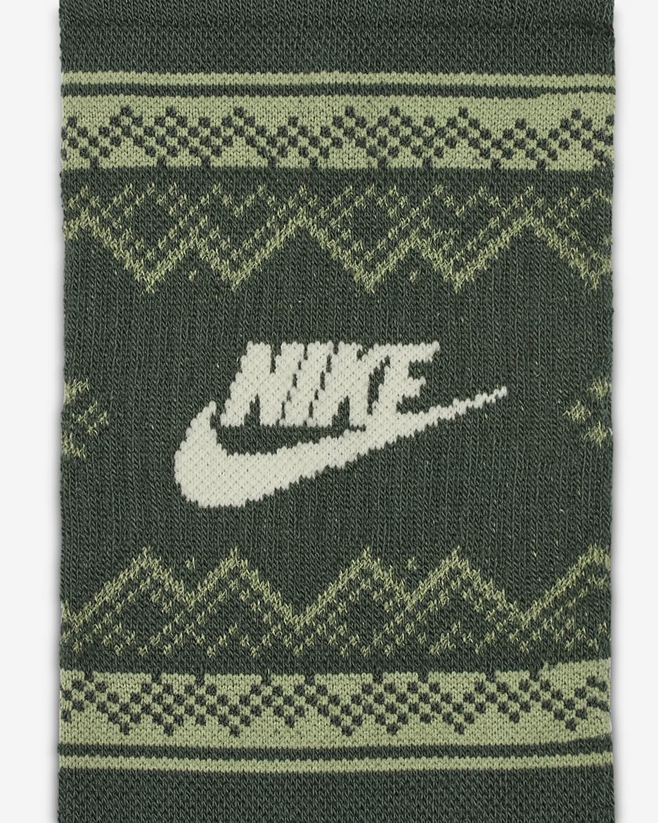 Nike Everyday Essentials Crew Socks (1 Pair) - Vintage Green/Oil Green/Coconut Milk