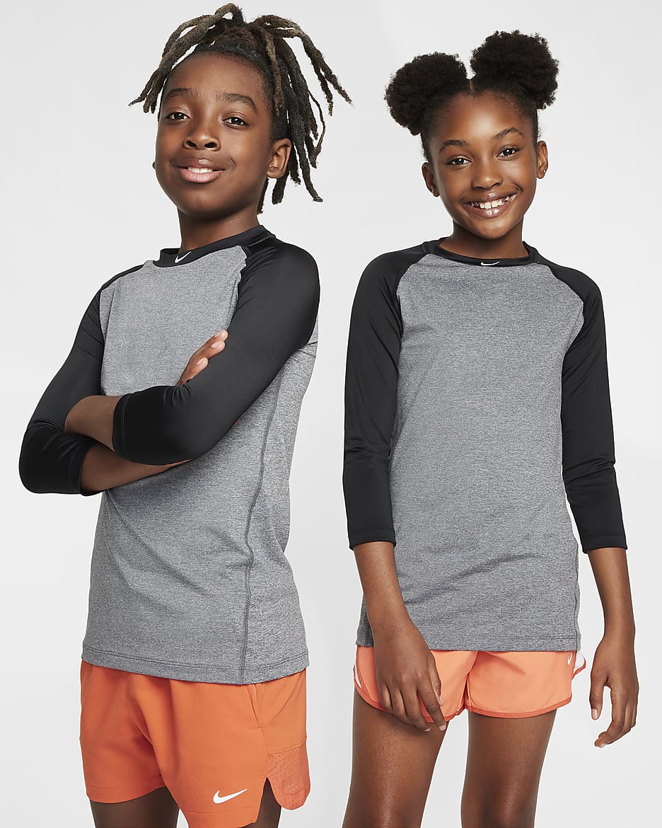 Playera de mangas de 3/4 Dri-FIT para niños talla grande Nike Pro - Negro/Gris oscuro jaspeado/Blanco