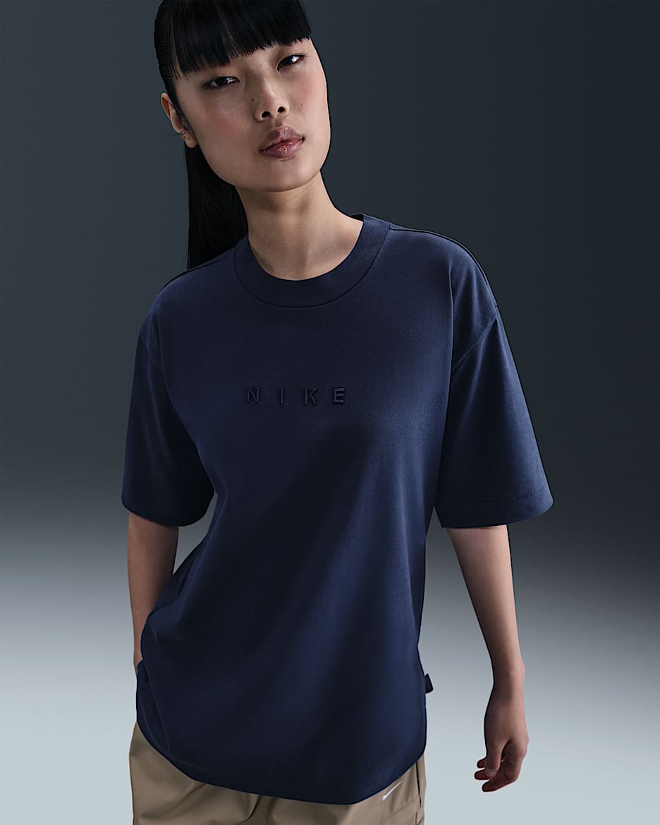 เสื้อยืดแขนสั้นขนาดโอเวอร์ไซส์ผู้หญิง Nike Sportswear - Midnight Navy