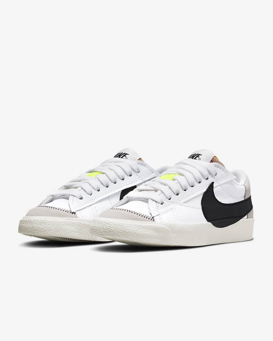 Chaussure Nike Blazer Low '77 Jumbo pour Femme - Blanc/Blanc/Sail/Noir