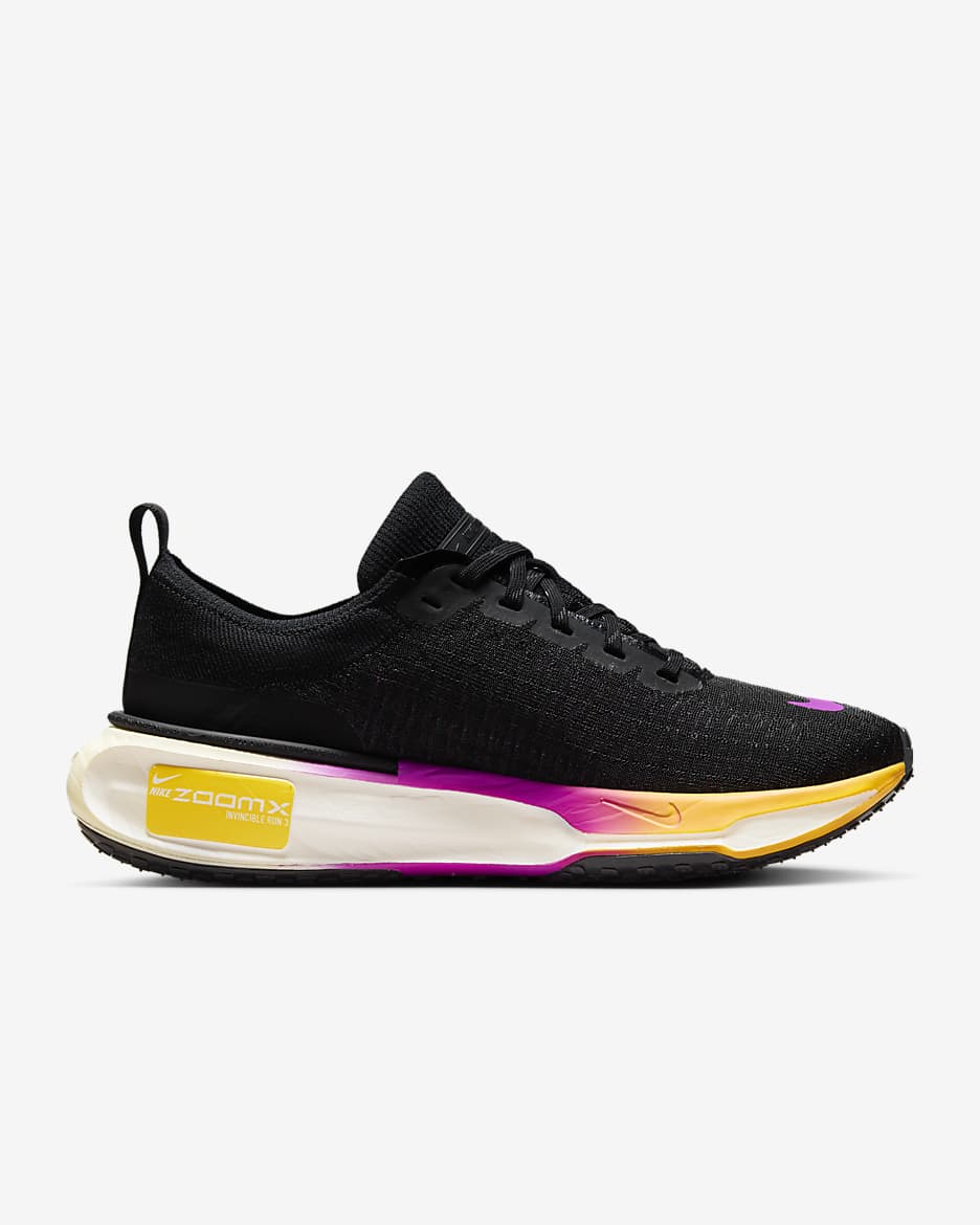 Tenis de correr en pavimento para mujer Nike Invincible 3 - Negro/Naranja láser/Leche de coco/Hipervioleta