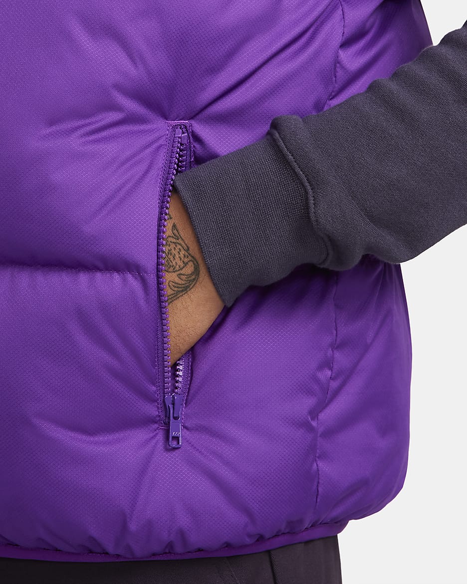 Nike Sportswear Club PrimaLoft® vannavstøtende boblevest til herre - Disco Purple/Hvit