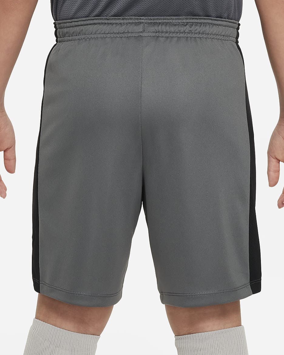 Shorts de fútbol para niños Nike Dri-FIT Academy23 - Gris hierro/Negro/Puesta de sol pulso