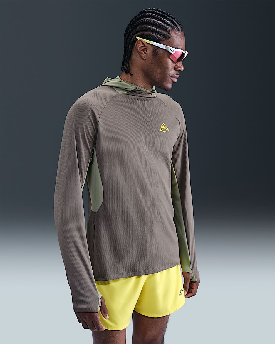 Nike Men's Dri-FIT UV Hooded Running Top - Cave Stone/Light Army/Lightning