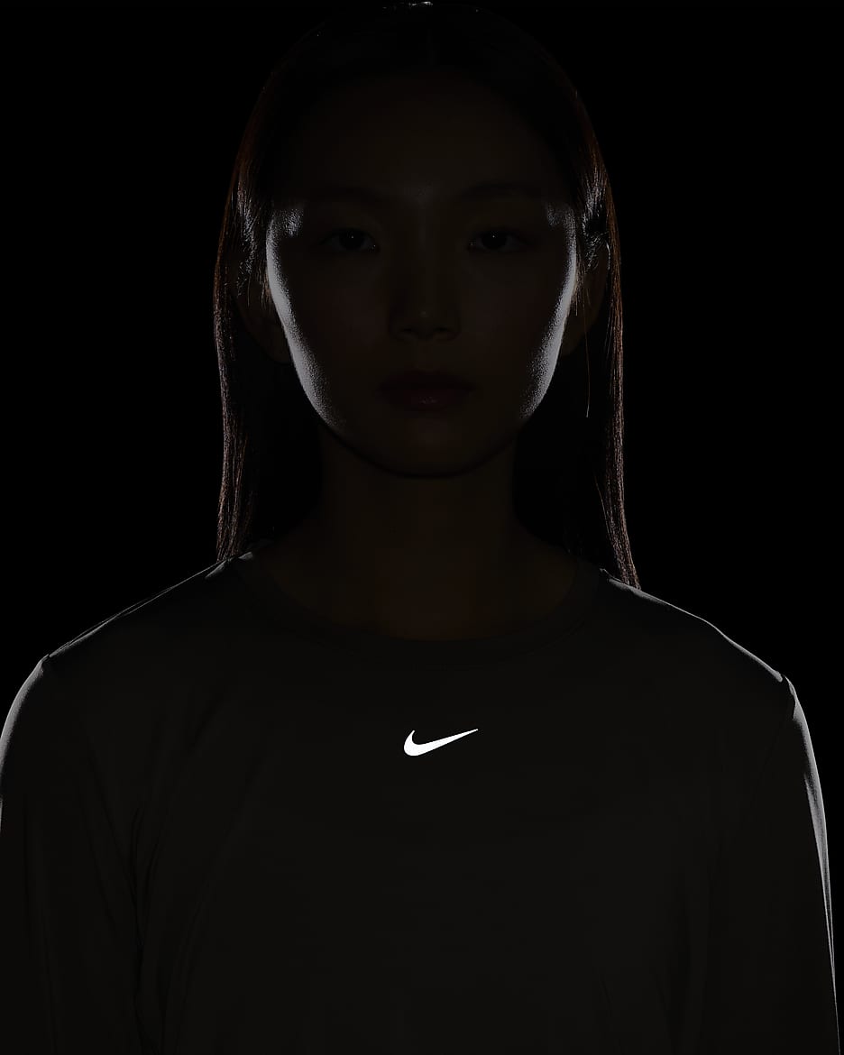 Nike One Classic Women's Dri-FIT Long-Sleeve Top - Light Army/Black