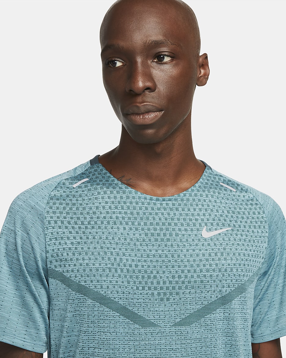 Nike Dri-FIT ADV TechKnit Ultra Men's Short-Sleeve Running Top - Faded Spruce/Mineral Teal