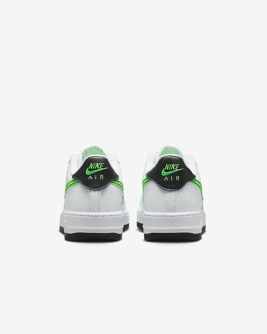 Boty Nike Air Force 1 pro větší děti - Bílá/Černá/Green Strike