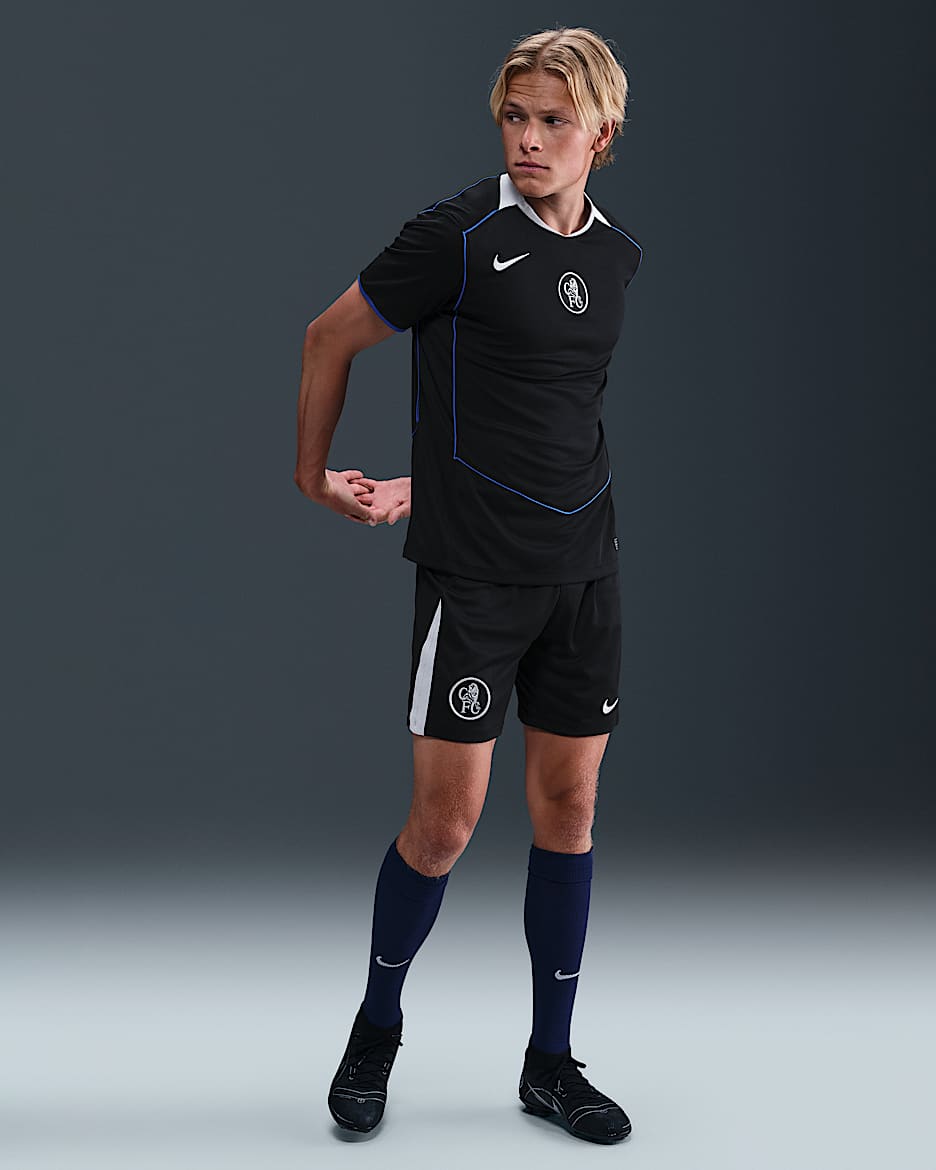 Chelsea F.C. 2025/26 Stadium Third Men's Nike Dri-FIT Total 90 Football Replica Shorts - Black/Field Silver/Field Silver