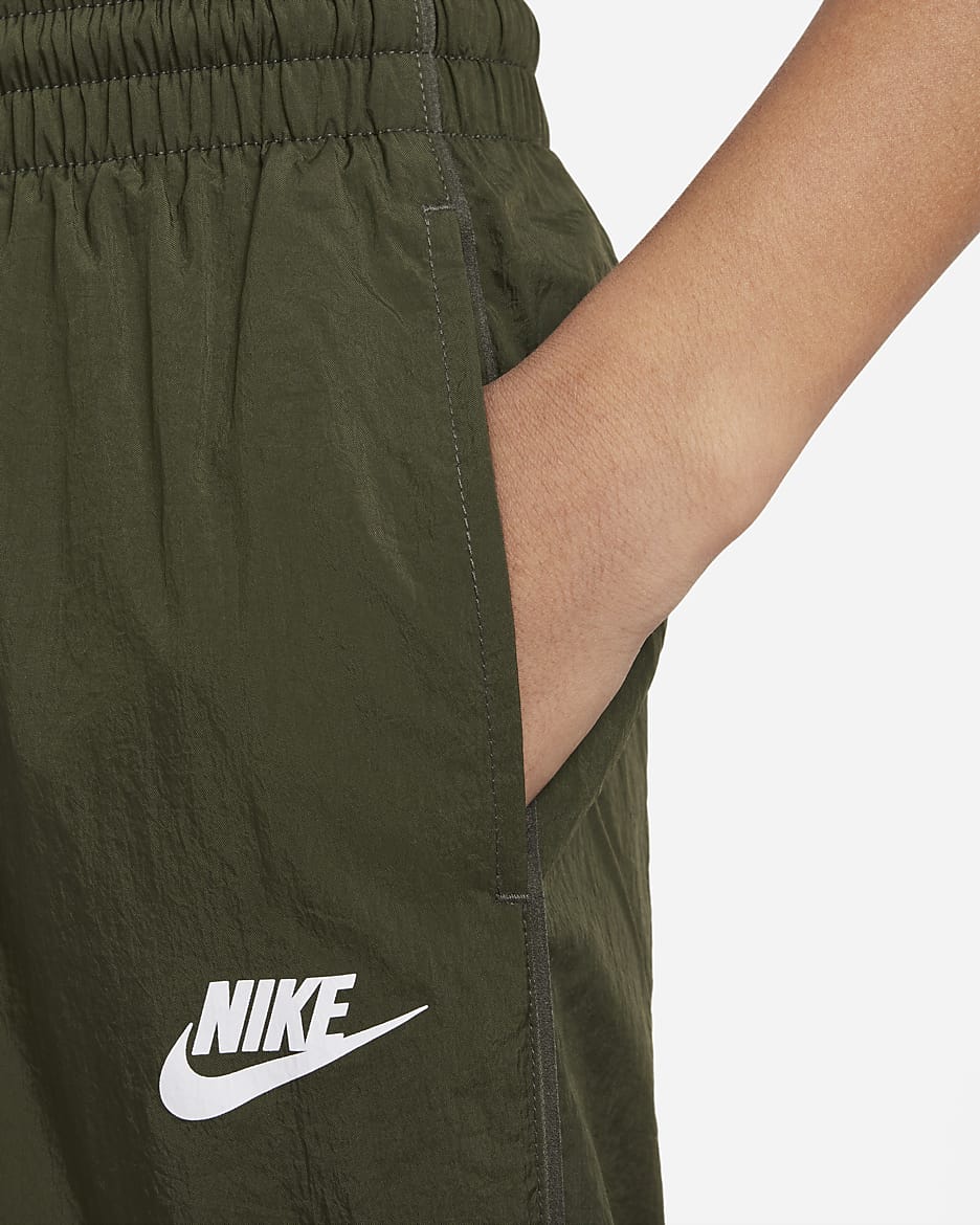 Nike Sportswear-tracksuit til større børn - Cargo Khaki/Neutral Olive/hvid