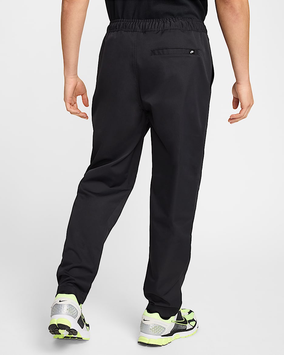 Nike Club Men's Woven Tapered Pants