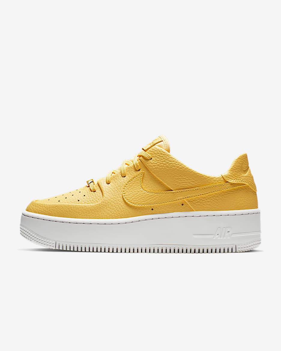 Nike Air Force 1 Sage Low Kadın Ayakkabısı - Topaz Gold/Beyaz/Topaz Gold