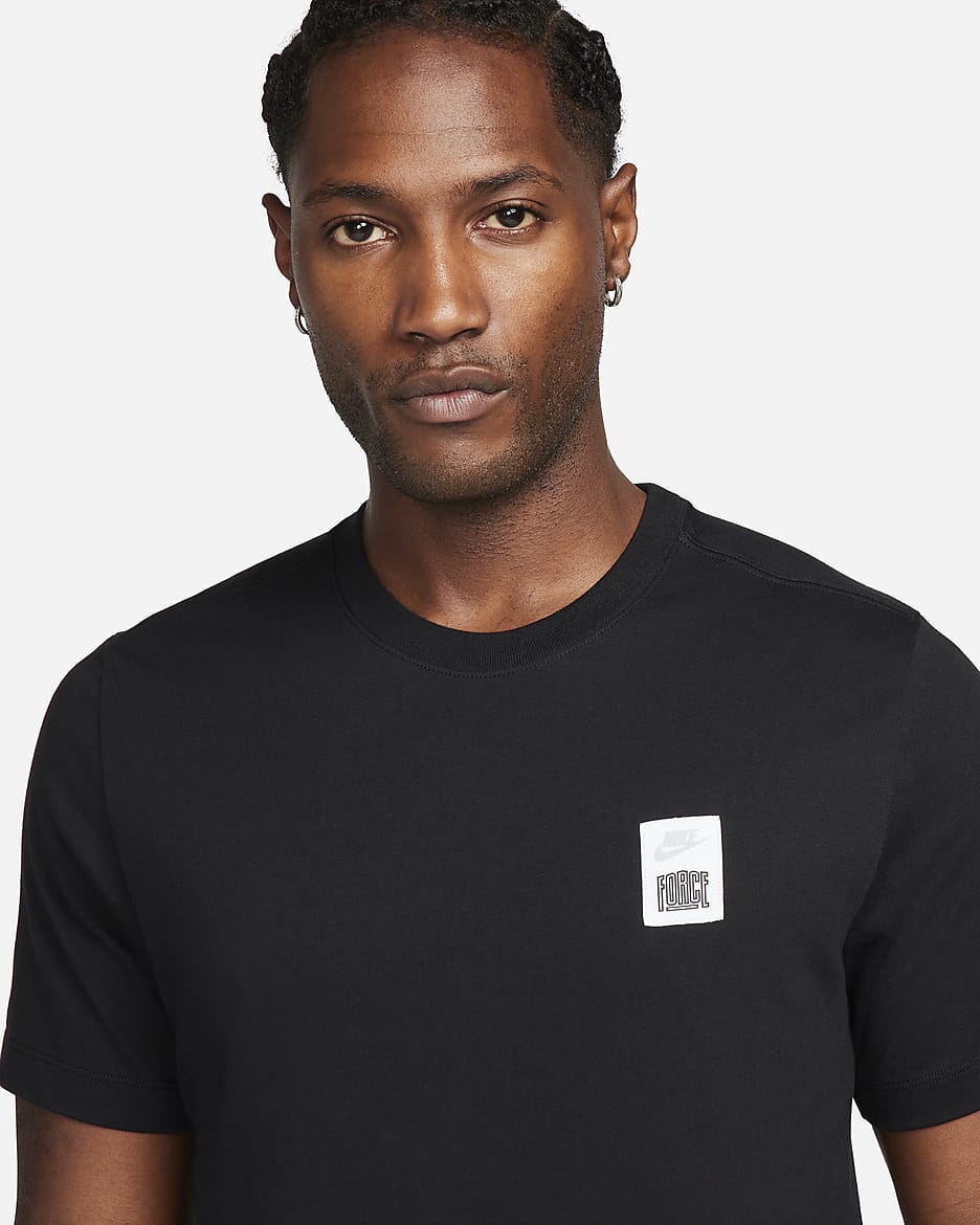 Nike Men's Basketball T-Shirt - Black