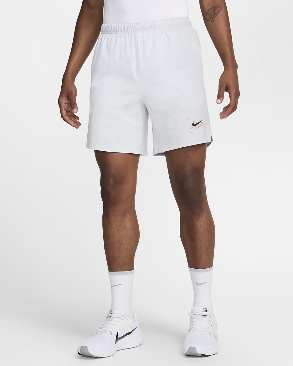 Nike Challenger Men's 18cm (approx.) Brief-Lined Shorts - Pure Platinum