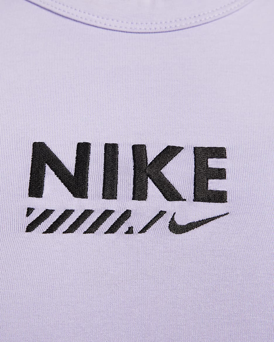 Nike Sportswear Women's Cropped T-Shirt - Hydrangeas