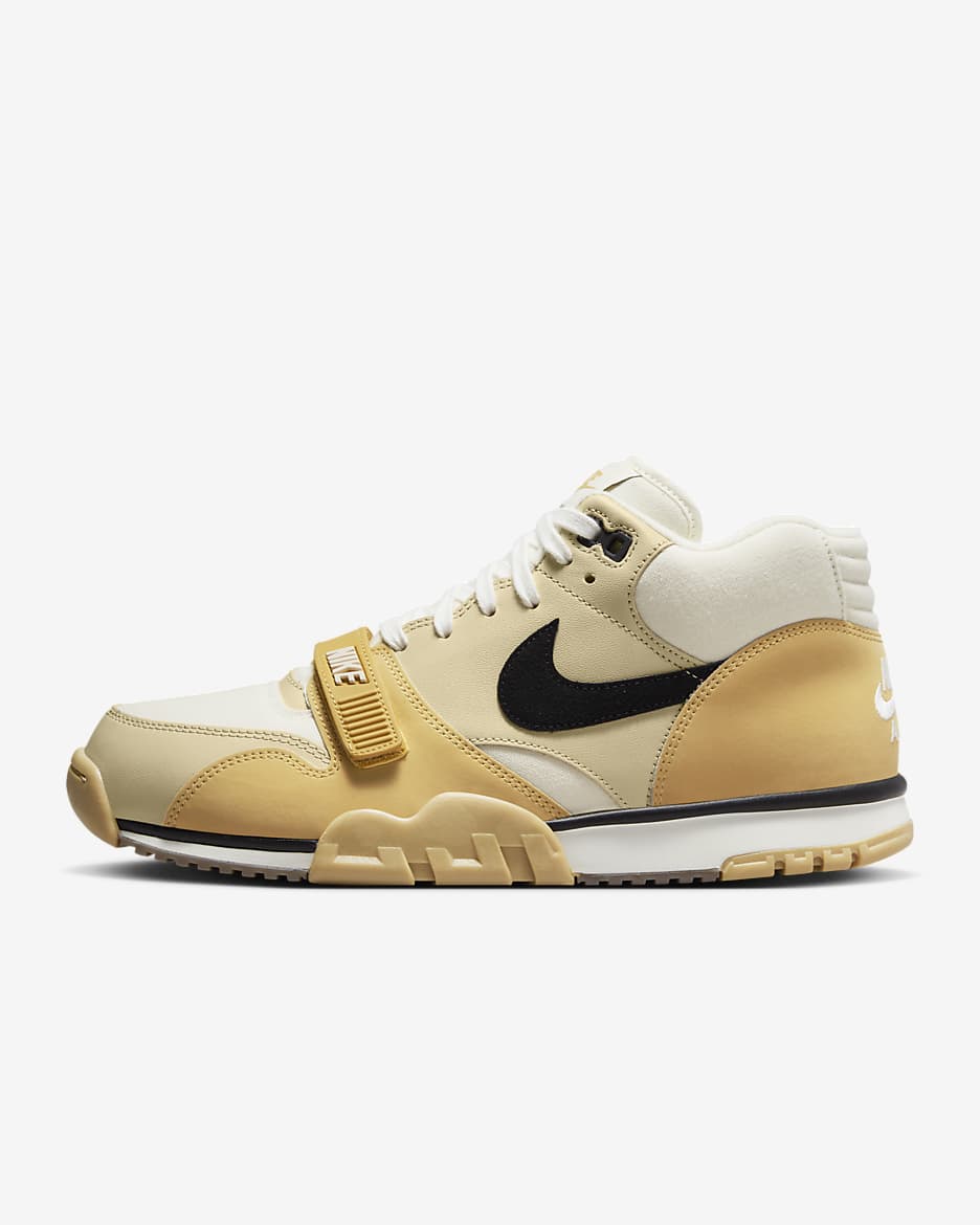 Tenis para hombre Nike Air Trainer 1 - Leche de coco/Oro team/Vela/Negro