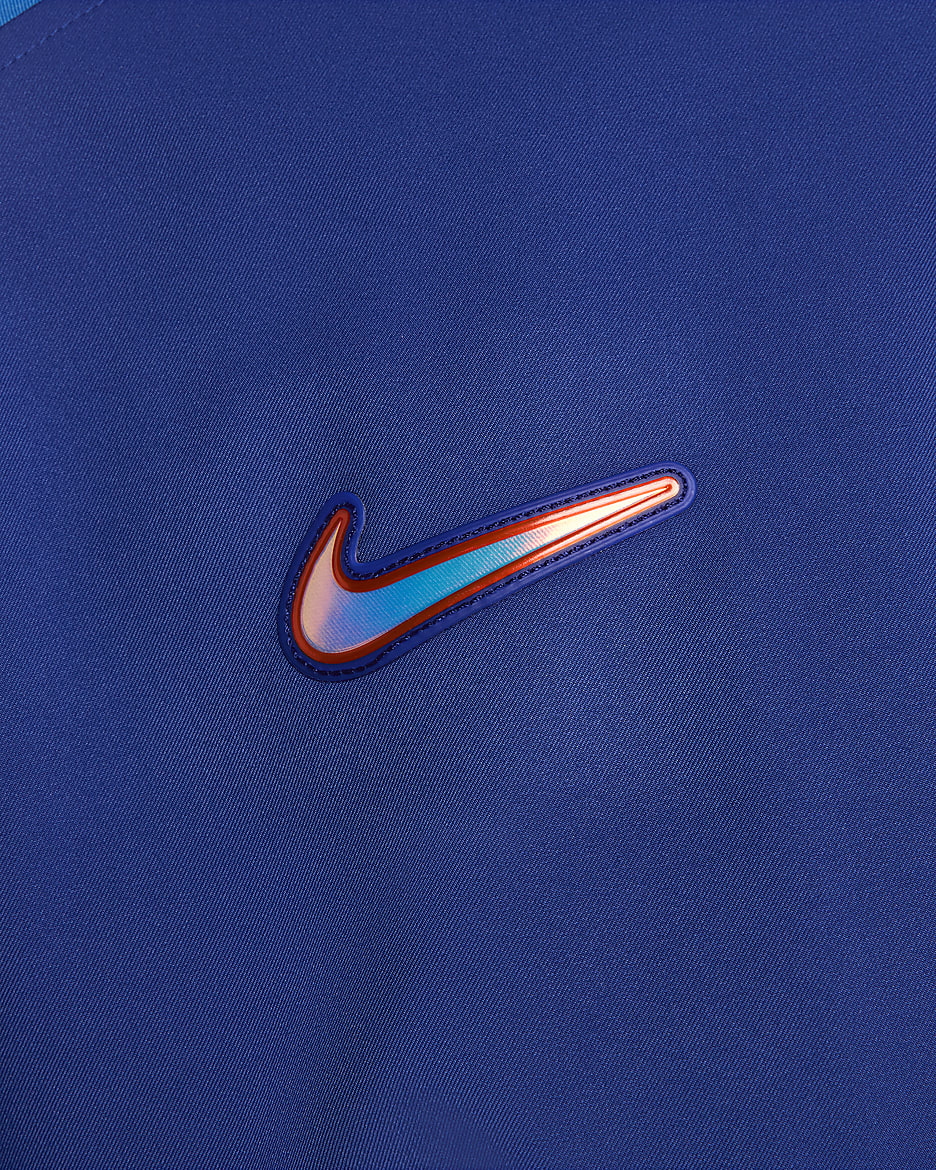 Damska piłkarska kurtka przedmeczowa Nike Dri-FIT Chelsea F.C. Strike - Rush Blue/Obsidian/Light Photo Blue