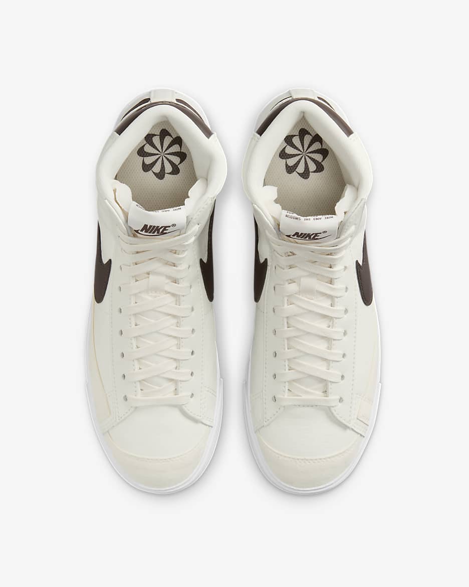 Tenis para mujer Nike Blazer Mid '77 - Vela/Blanco/Marrón barroco