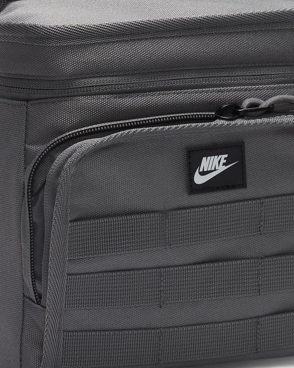 Nike Futura Sportswear Lunch Bag (6.75L) - Smoke Grey