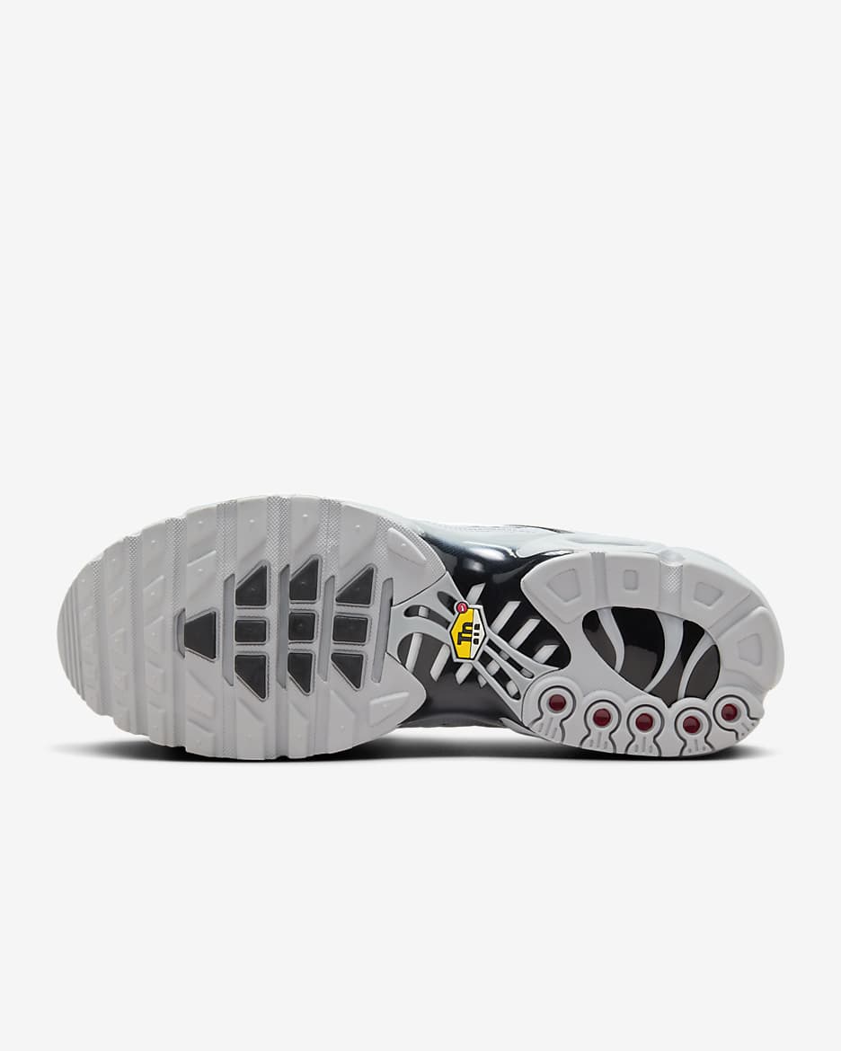 Nike Air Max Plus Men's Shoes - Wolf Grey/Black/White