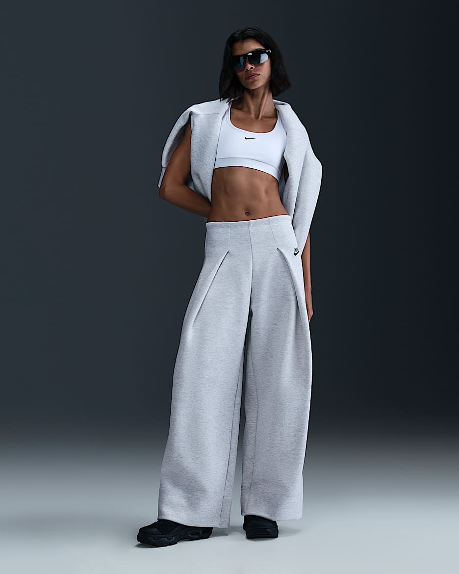 Nike Sportswear Tech Fleece Pants de tiro alto plisados para mujer - Gris claro/Jaspeado/Negro
