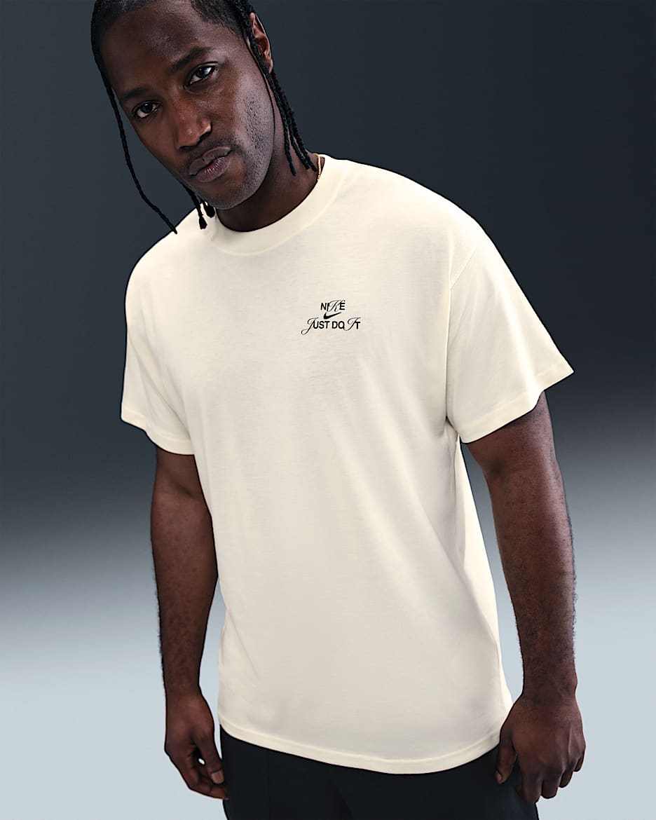 Nike Sportswear Men's Graphic T-Shirt - Coconut Milk