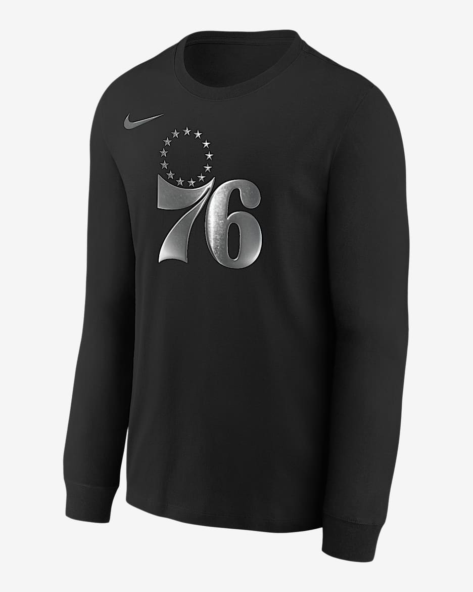 Playera de manga larga Nike de la NBA de corte cuadrado para niños talla grande Philadelphia 76ers Courtside - Negro