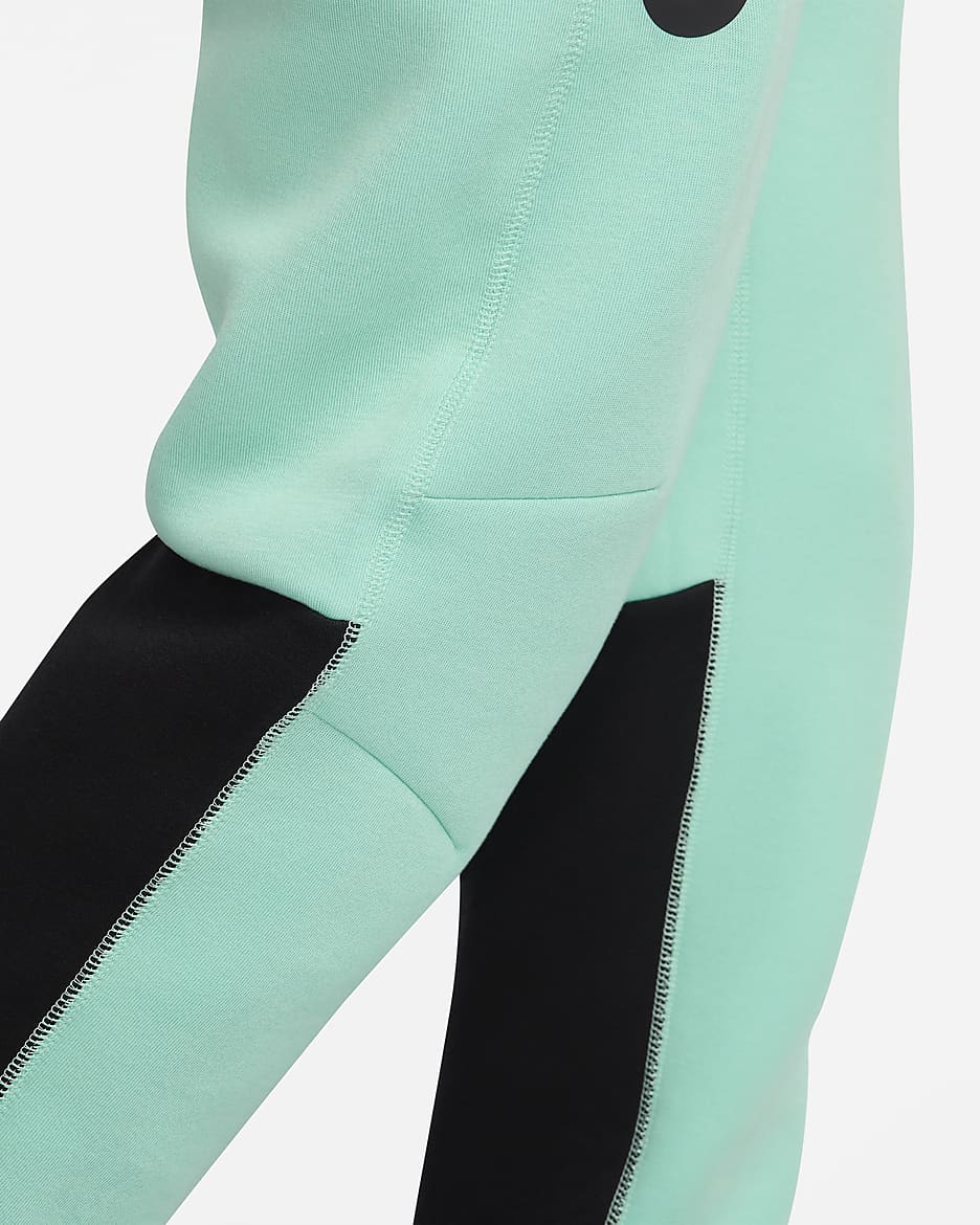 Nike Sportswear Tech Fleece Jogger - Hombre - Emerald Rise/Negro