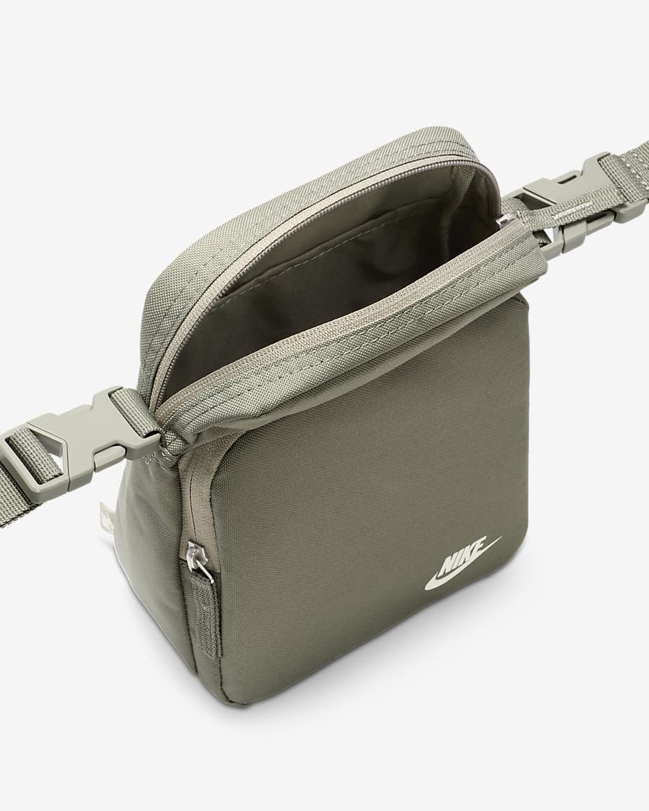 Nike Heritage Crossbody Bag (4L) - Light Army/Light Army/Sail