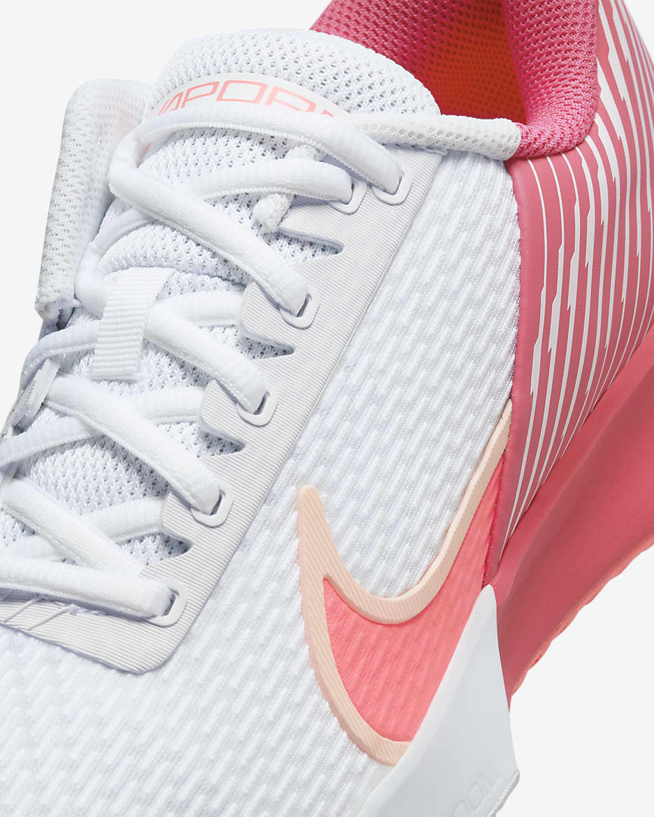 Tenis de tenis para cancha dura para mujer NikeCourt Air Zoom Vapor Pro 2 - Blanco/Rosa margarita/Tinte carmesí/Ponche cálido