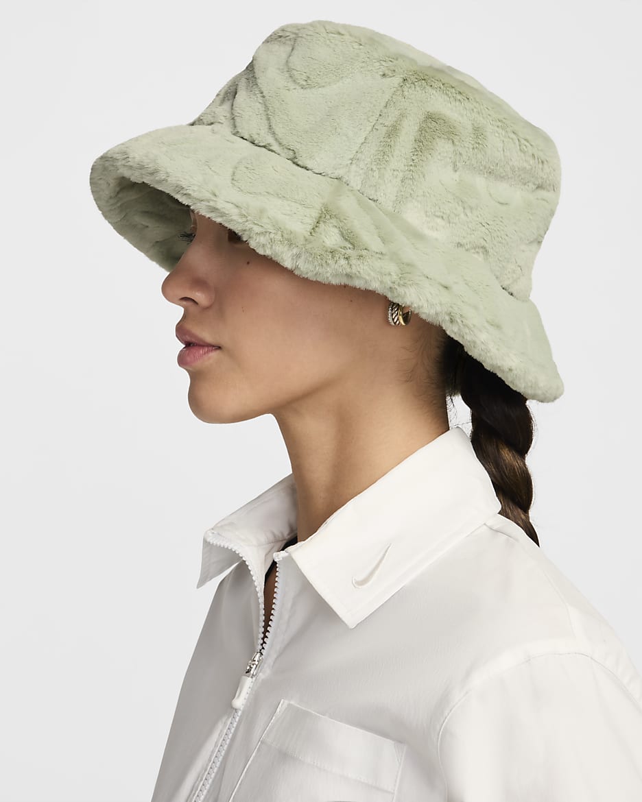 Nike Apex Faux Fur Bucket Hat - Jade Horizon