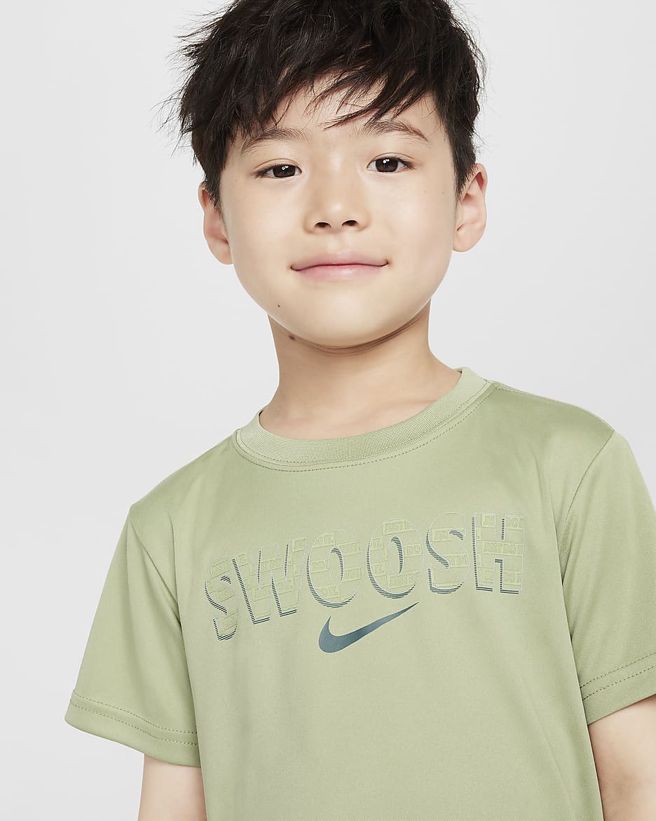 Playera Swoosh para niños talla pequeña Nike Dri-FIT "Just Do It" - Verde aceite