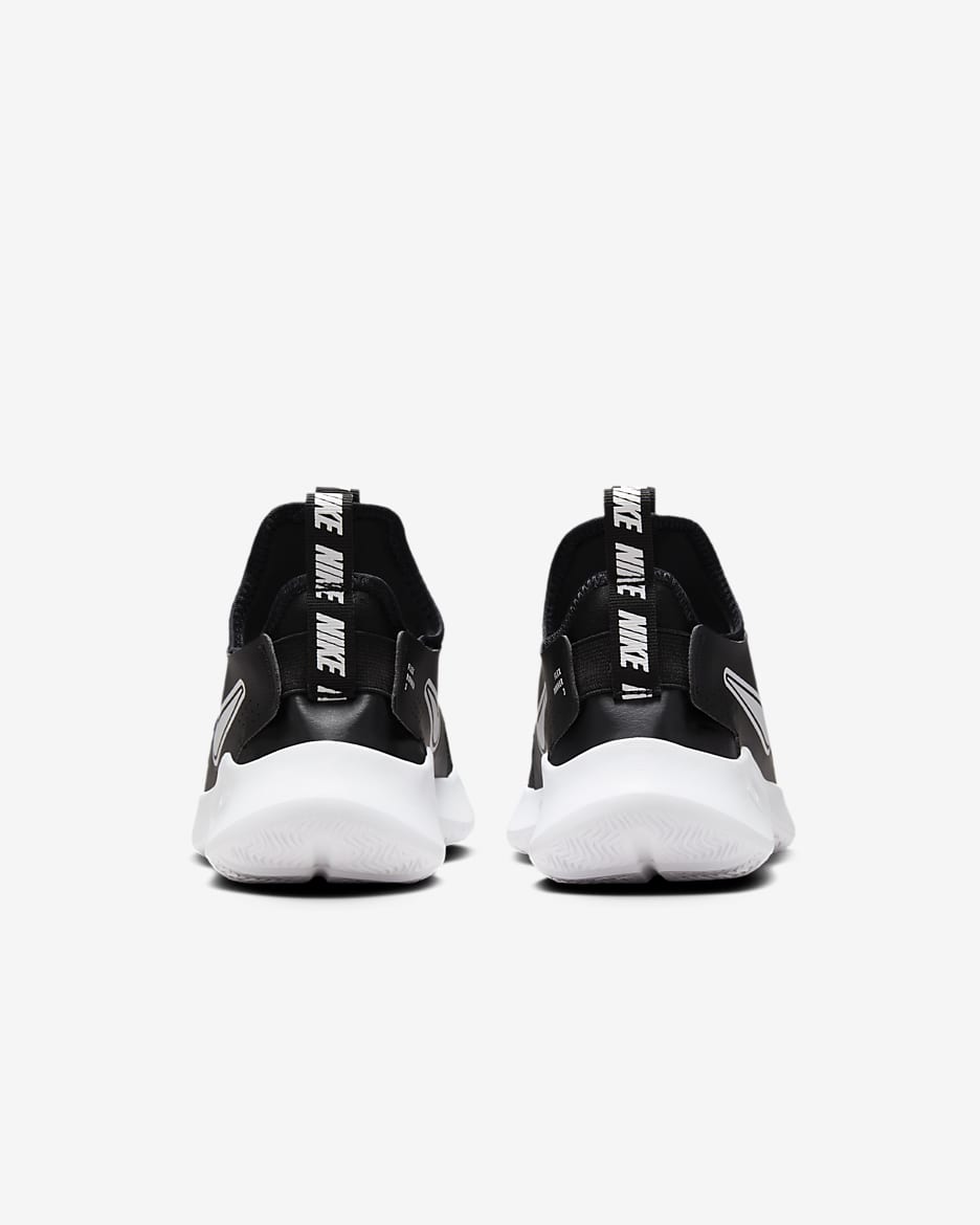Nike Flex Runner 3 Older Kids' Road Running Shoes - Black/White