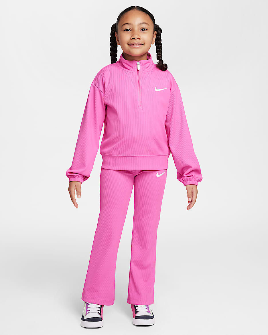 Nike Game, Swoosh, Match! Sæt med riboverdel og leggings med 1/4 lynlås til mindre børn - Playful Pink