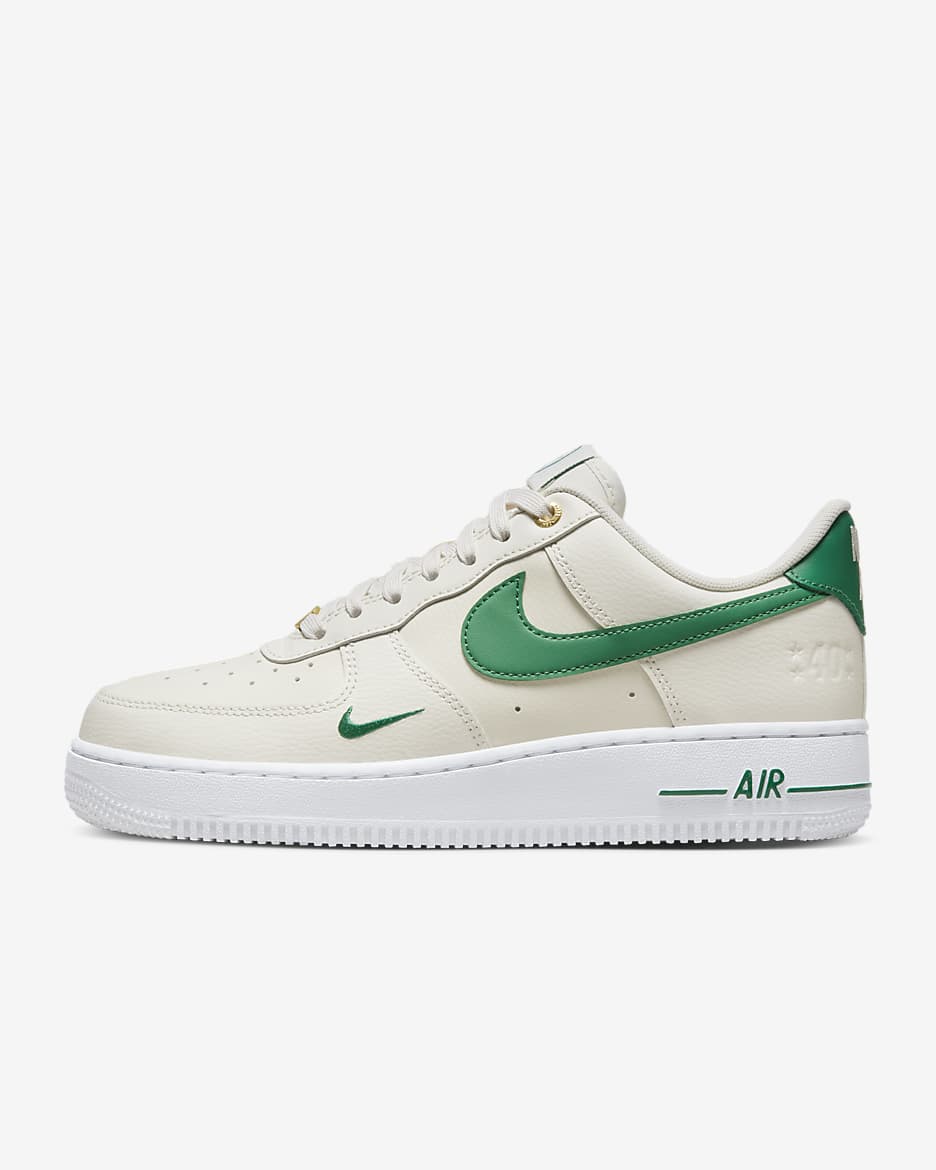 Nike Air Force 1 '07 SE Women's Shoes - Sail/White/Metallic Gold/Malachite