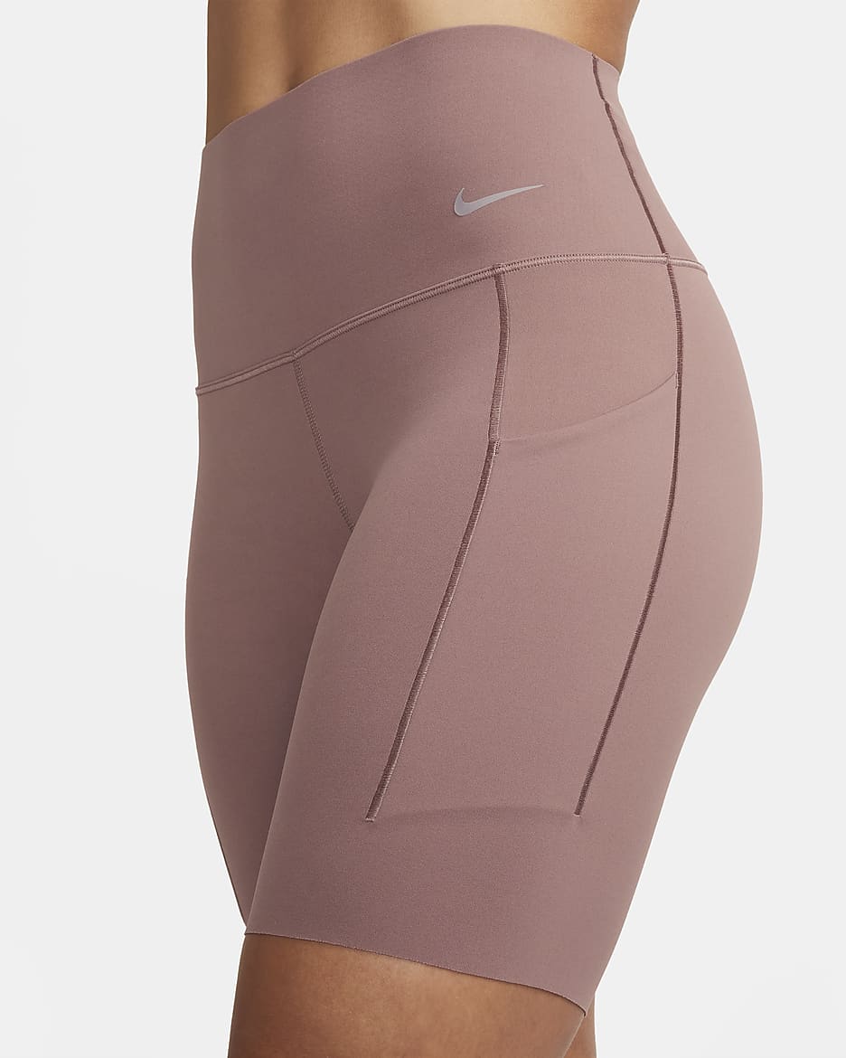 Nike Universa Bike-Shorts mit Taschen, mittlerem Halt und hohem Bund für Damen (ca. 20,5 cm) - Smokey Mauve/Schwarz