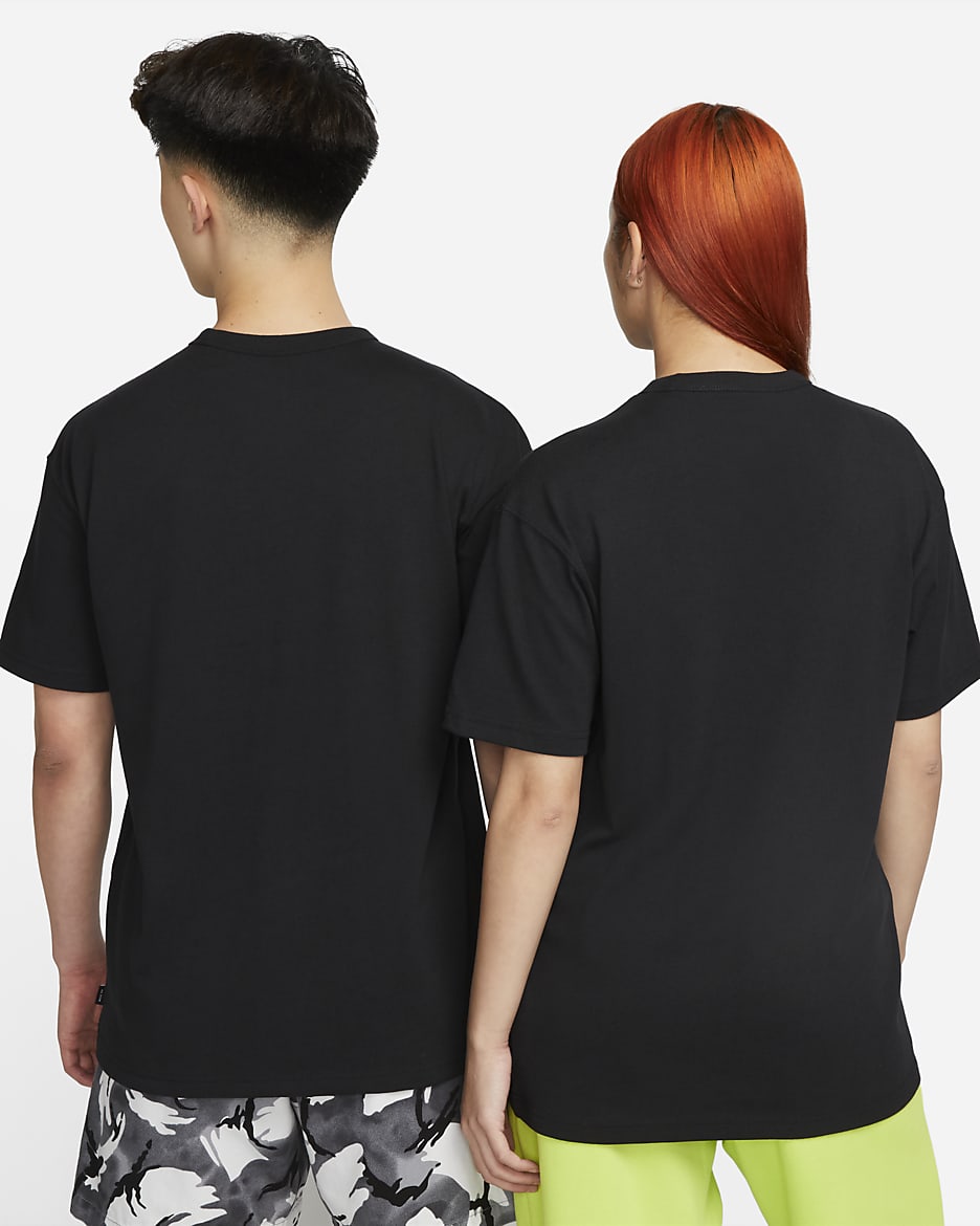 Nike Sportswear Premium Essentials Men's T-Shirt - Black/Black