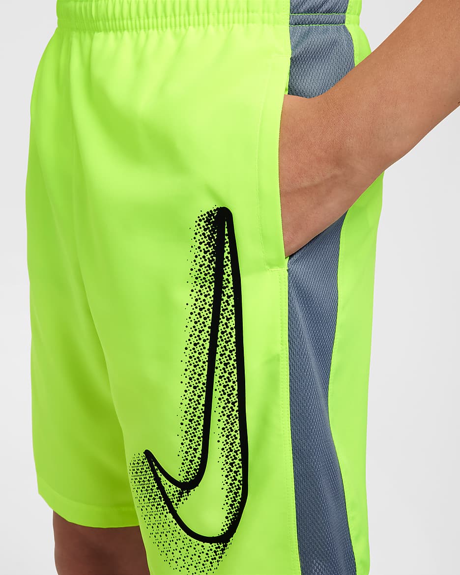 Nike Academy23-fodboldshorts til større børn - Volt/Cool Grey/sort